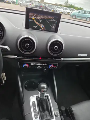 Audi A3 view 6