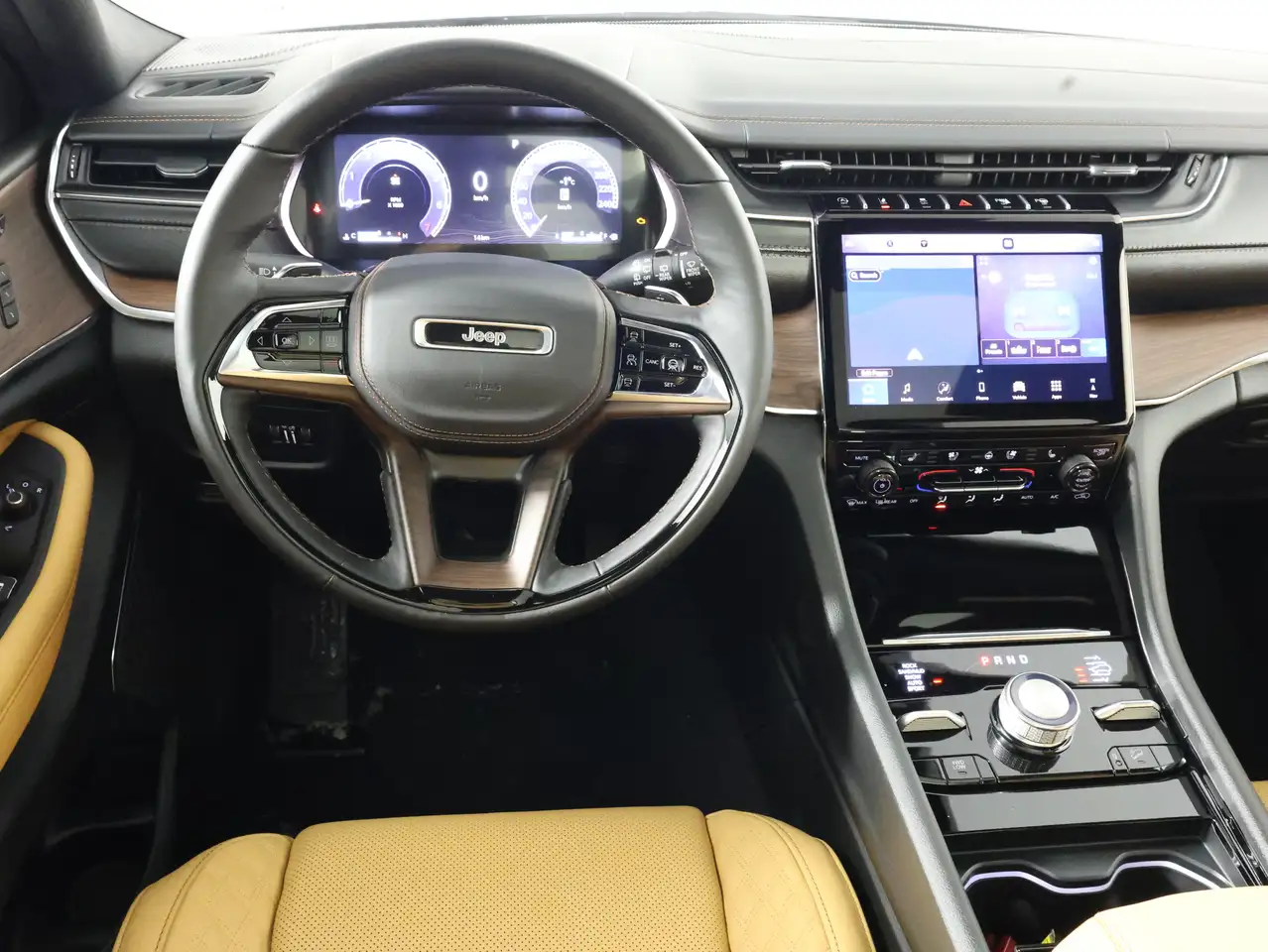 Jeep Grand Cherokee снимка Jeep Grand Cherokee