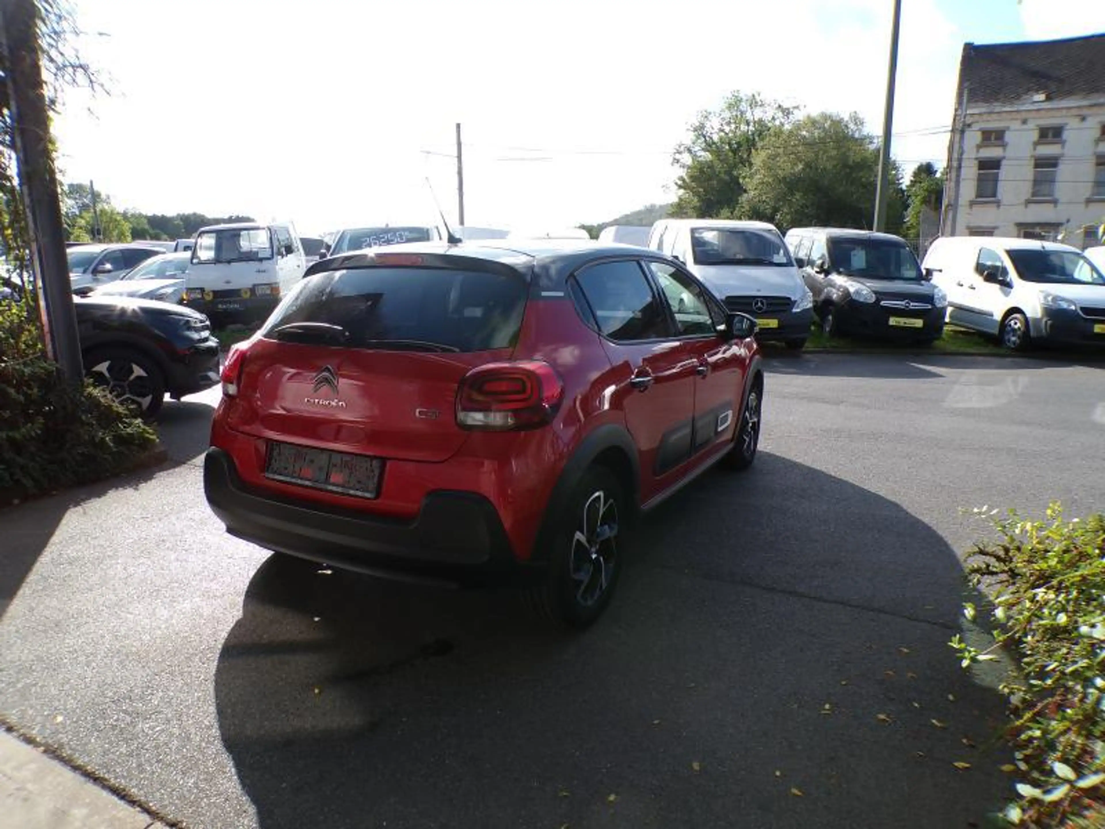 Citroen C3 1.2 110cv Automatique rouge 10/22 56572km Airco — photo 4