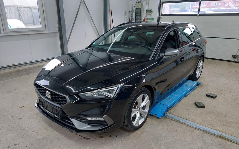 SEAT Leon FR Android Auto Navi ACC Panoramadach CAM — photo 2