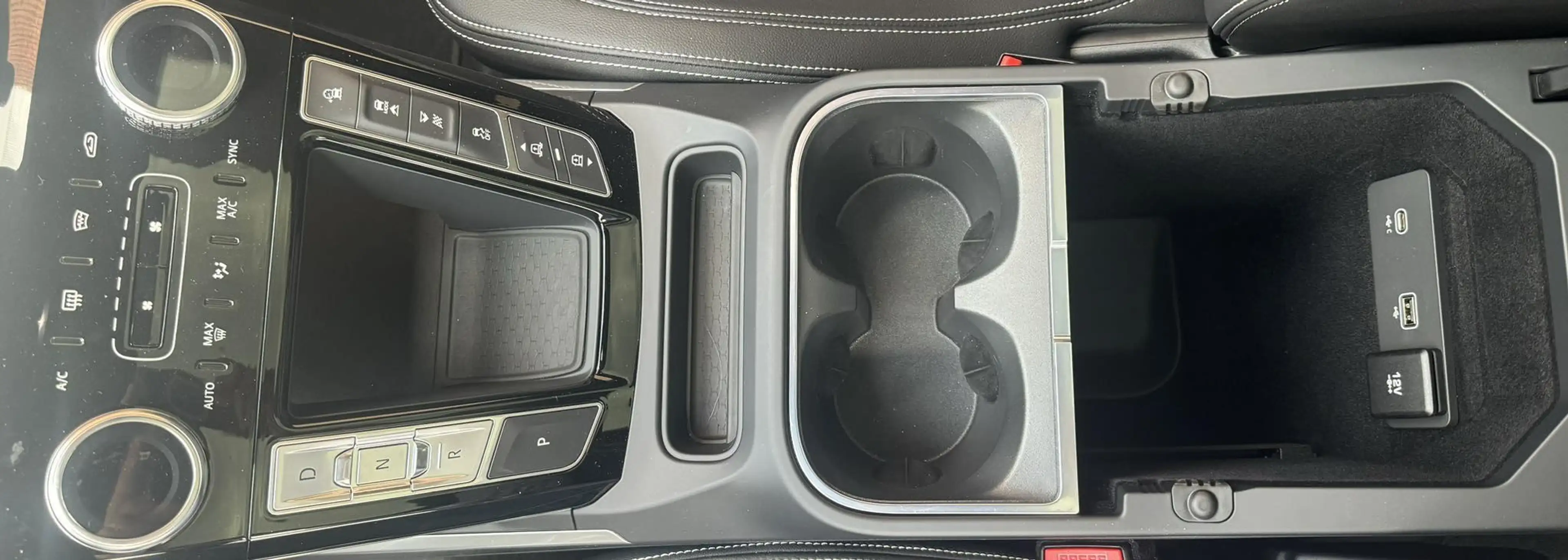 Jaguar I-Pace EV400 SE AWD Auto. 23MY — photo 15