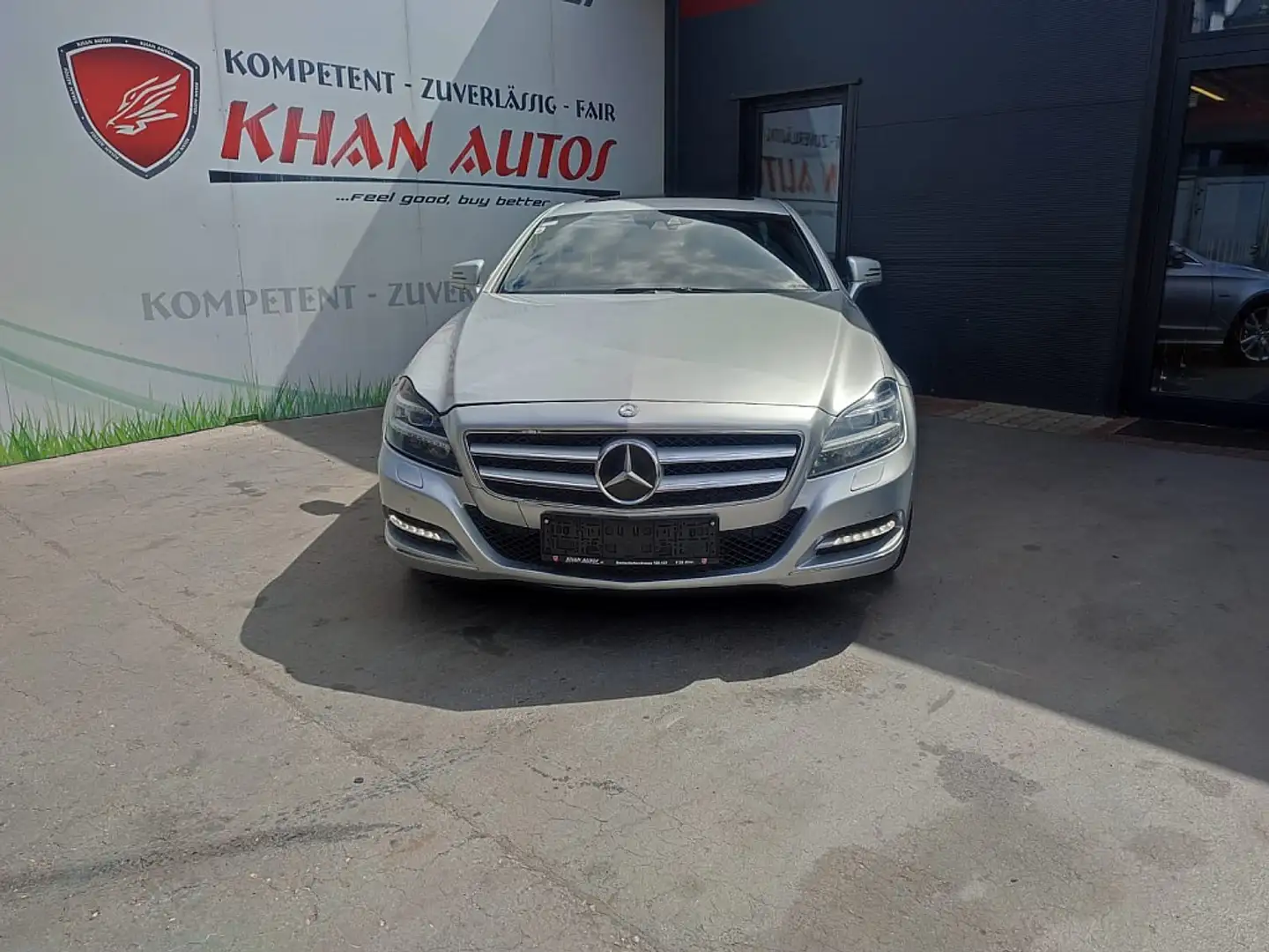 Mercedes-Benz CLS 350 CDI  4MATIC Aut. DPF *AMG-Line*LED*Sitzbelüftun... Silber - 2