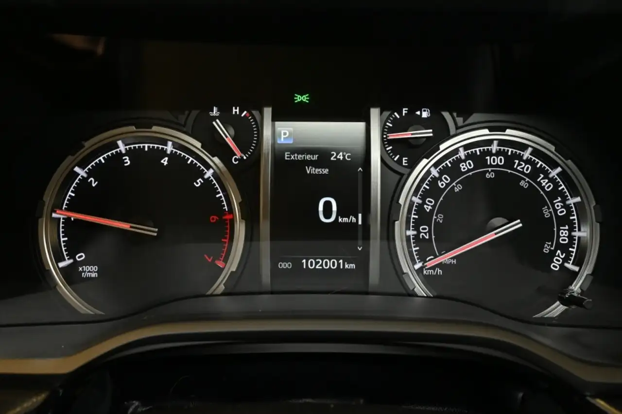 Toyota 4-Runner снимка Toyota 4-Runner