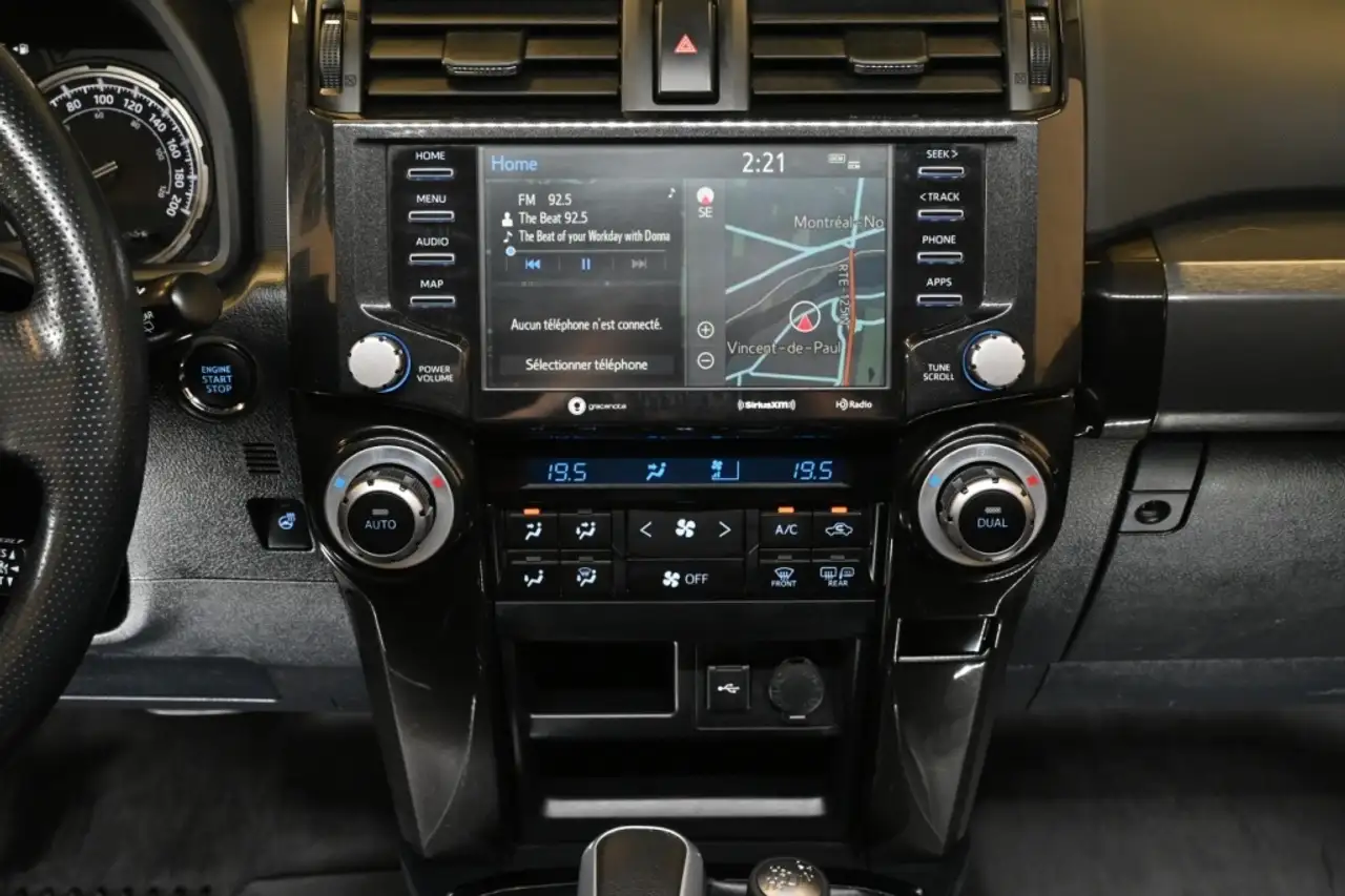 Toyota 4-Runner снимка Toyota 4-Runner