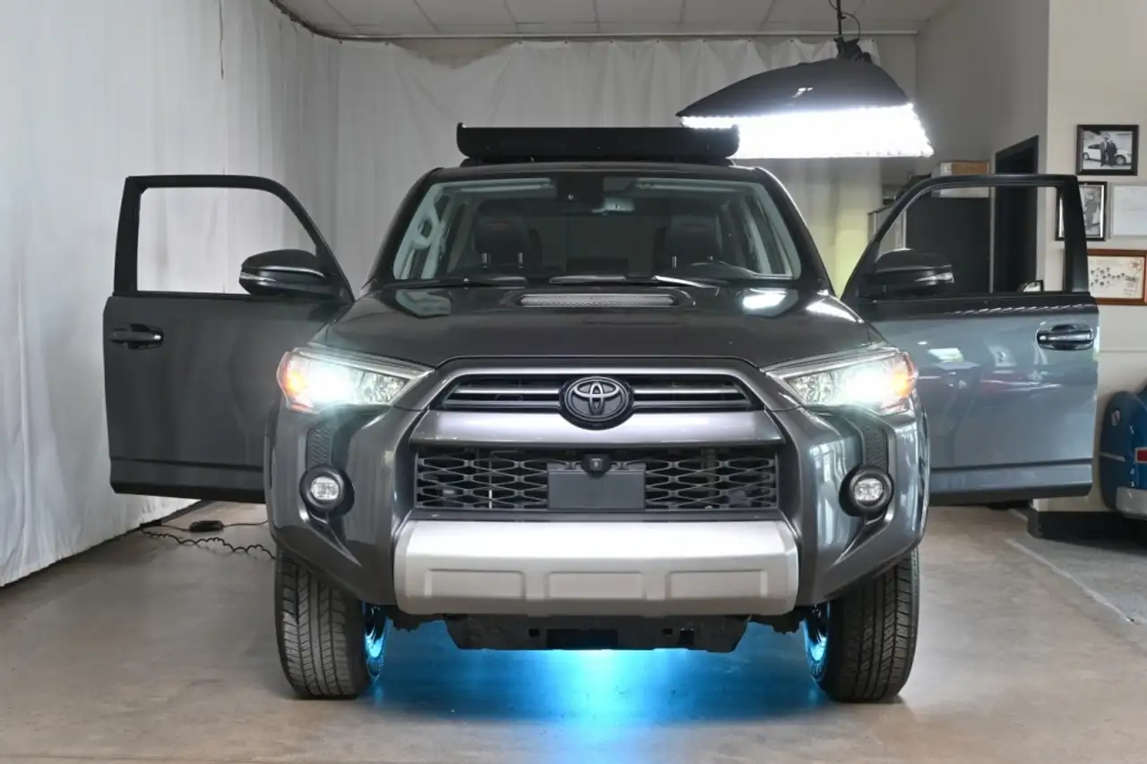 Toyota 4-Runner снимка Toyota 4-Runner