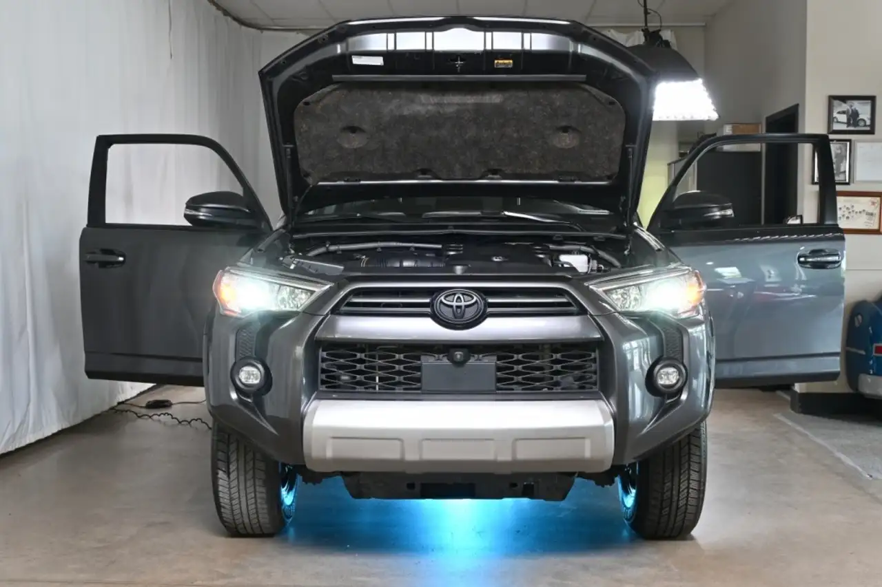 Toyota 4-Runner снимка Toyota 4-Runner