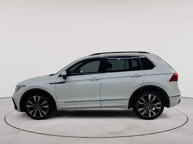 Volkswagen Tiguan view 6