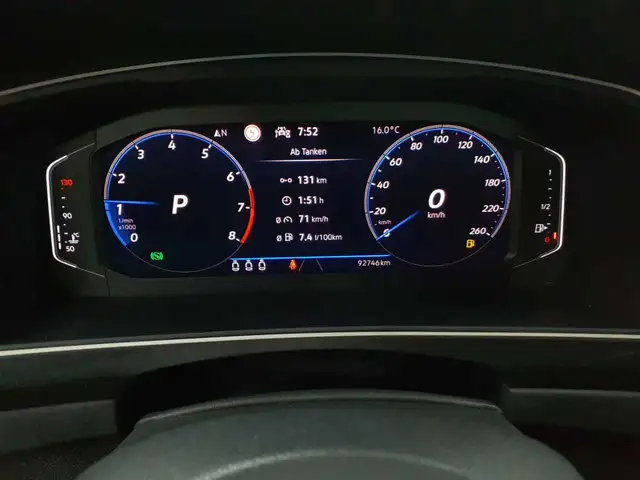 Volkswagen Tiguan view 11