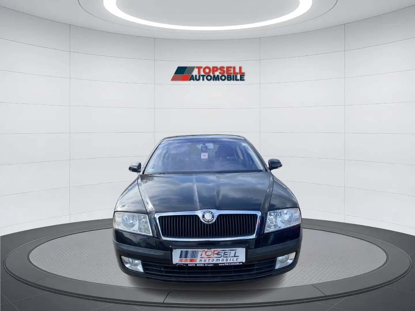 Skoda Octavia 1.6 MPI Ambiente Sitzheizung Klimatronik Noir - 2