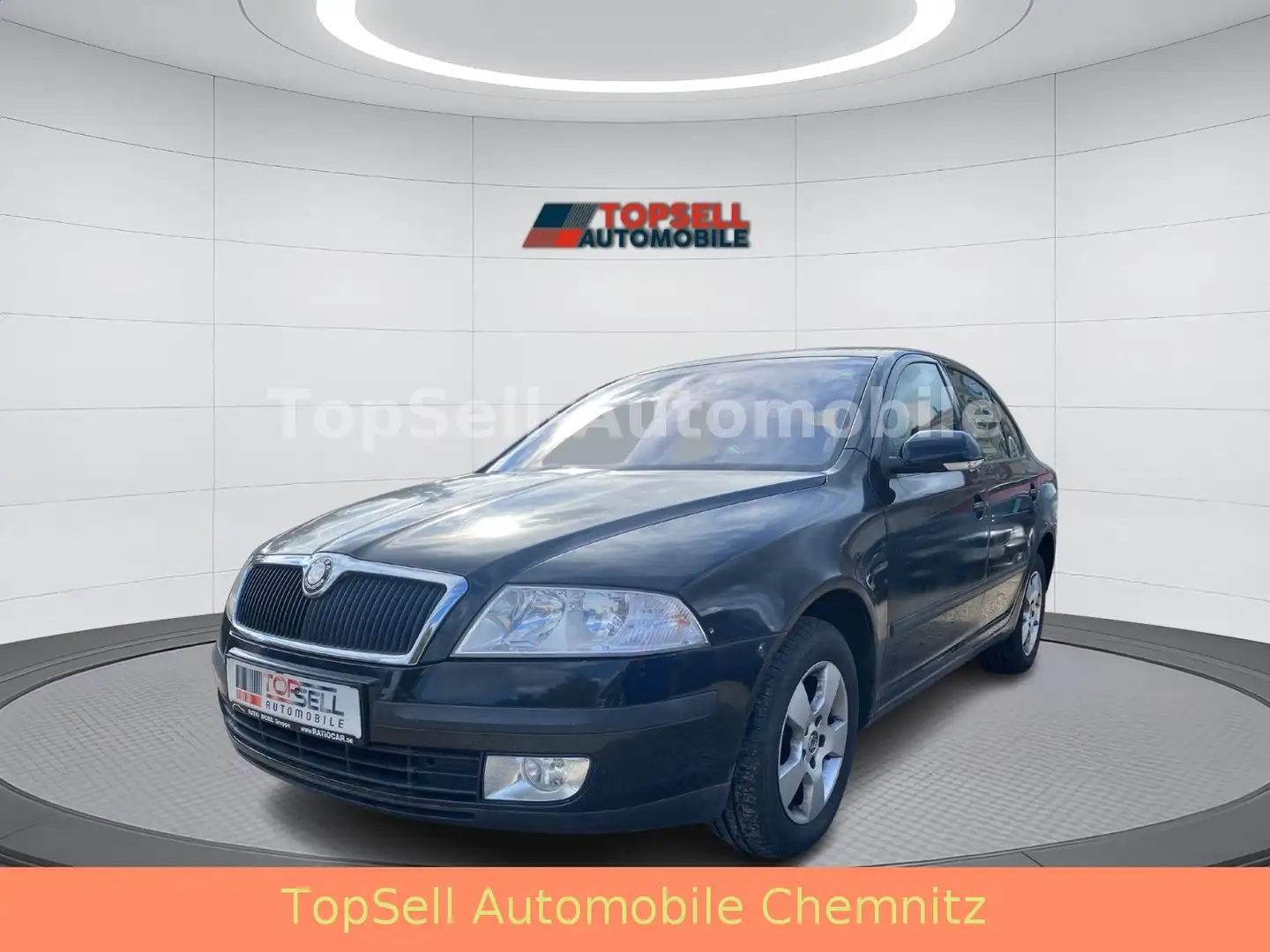Skoda Octavia 1.6 MPI Ambiente Sitzheizung Klimatronik Noir - 1