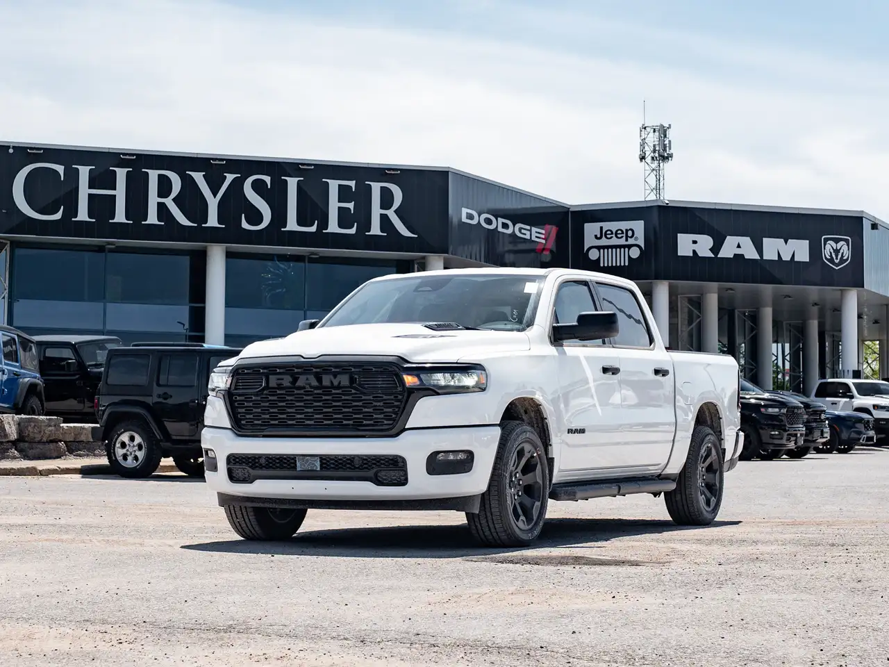 RAM 1500 снимка RAM 1500