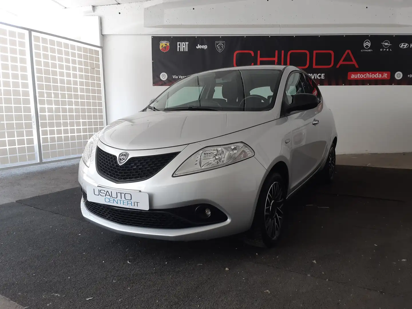 Lancia Ypsilon Ypsilon 1.2 Gold s Argent - 1
