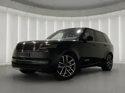 Land Rover Range Rover HSE 4.4 P530 Geländewagen. 390 kW. 5 türig