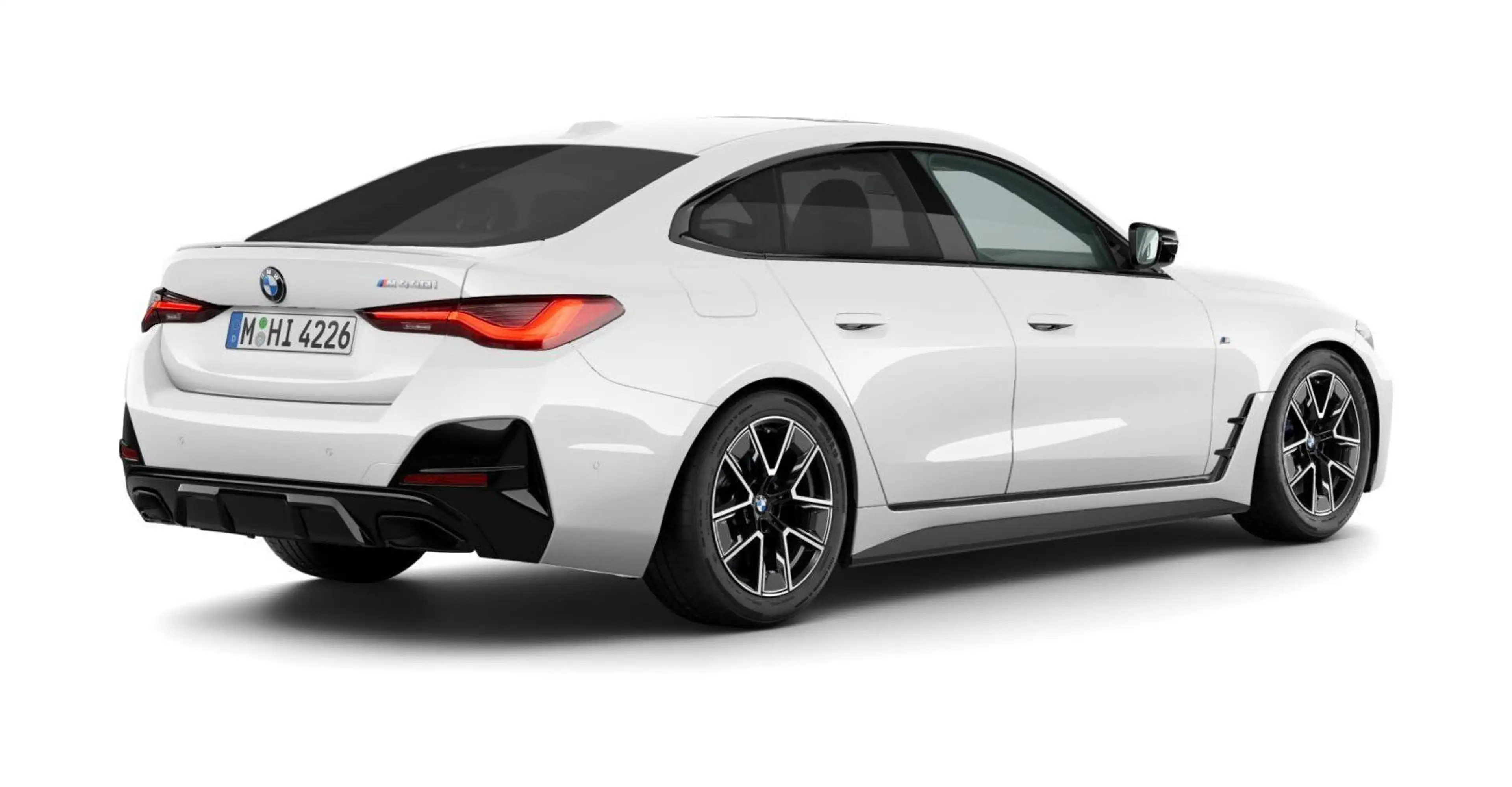 BMW M4 i xDrive Gran Coupé — photo 2