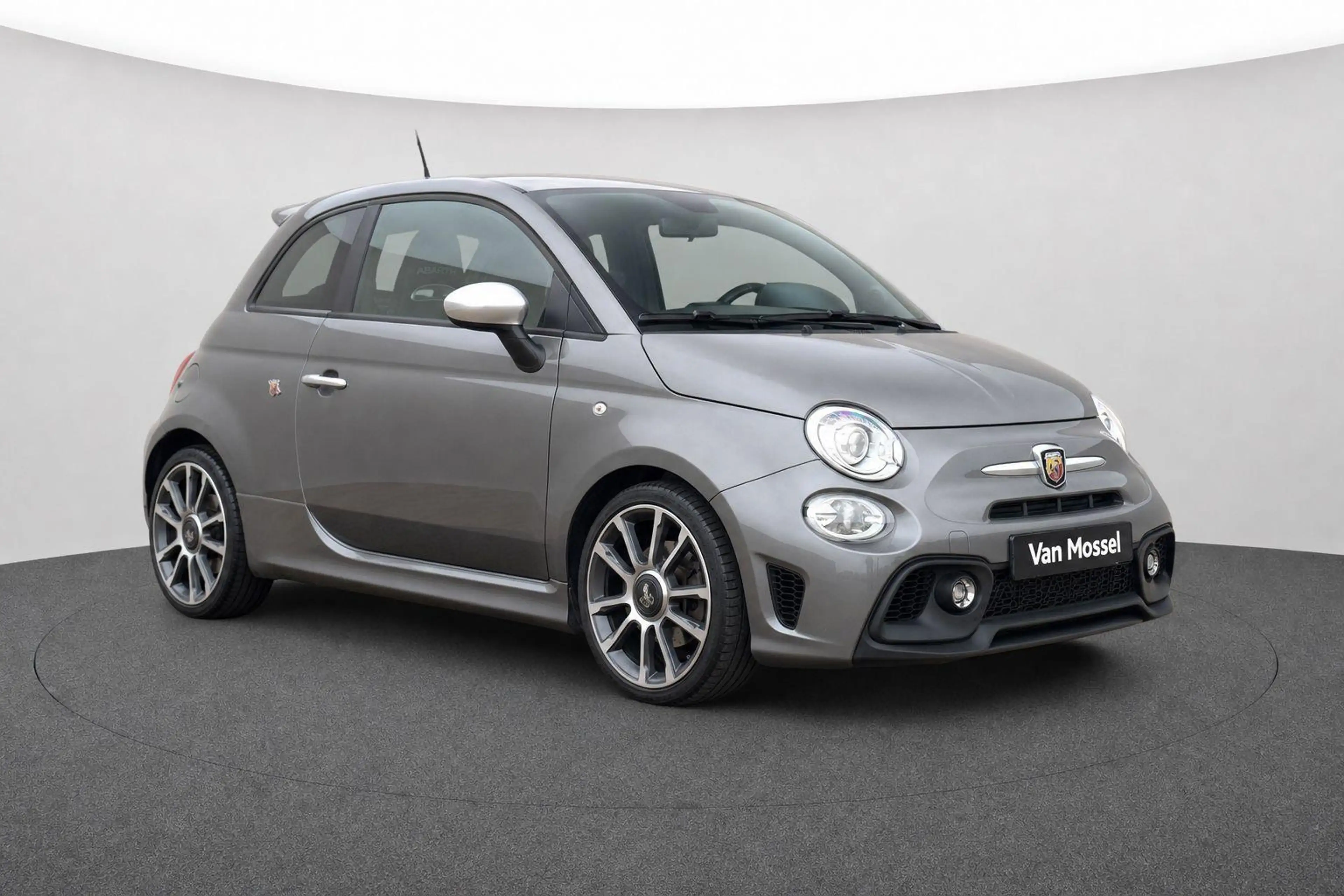 Fiat 500 Abarth 1.4 T-Jet Turismo — photo 3
