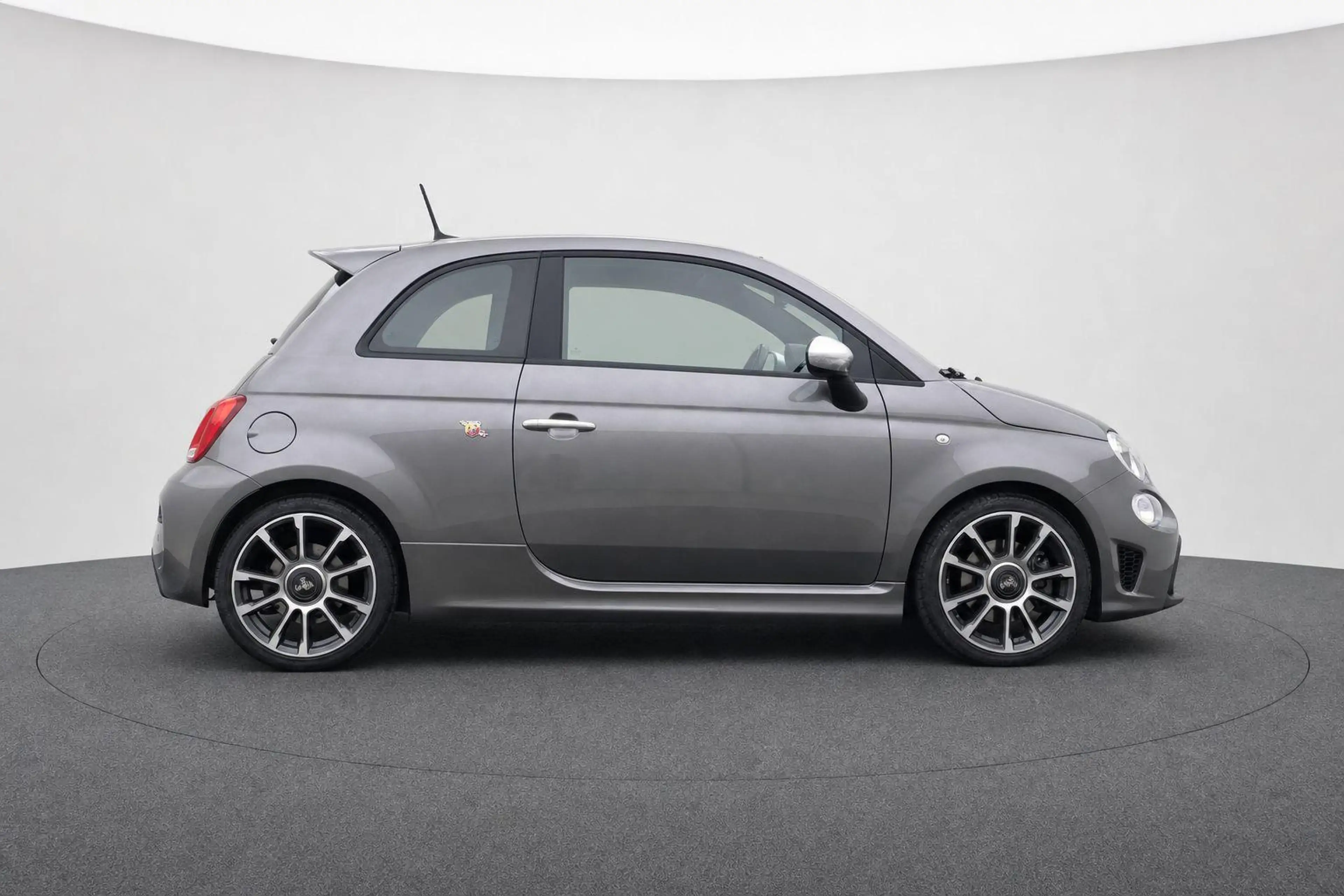 Fiat 500 Abarth 1.4 T-Jet Turismo — photo 5