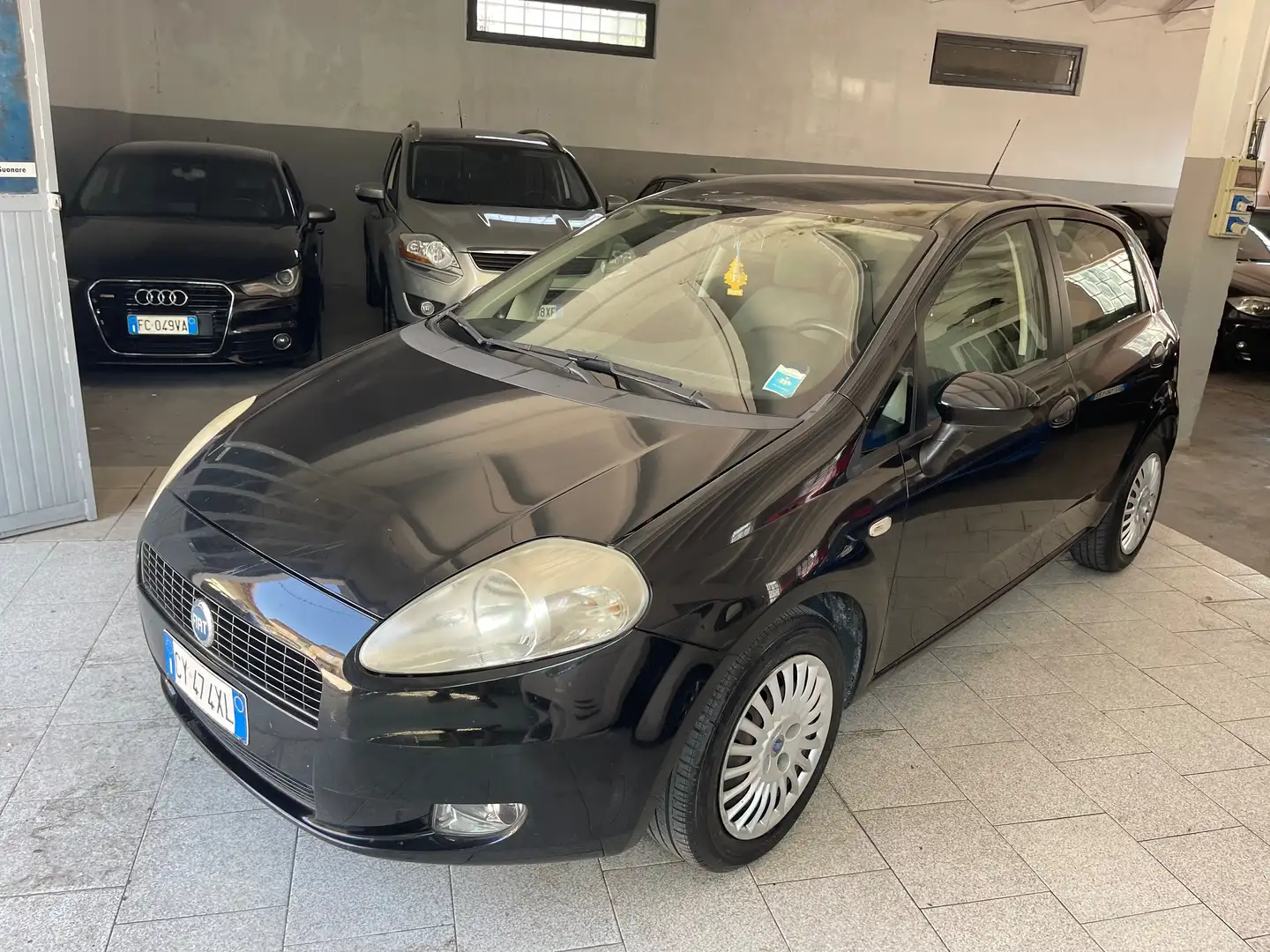 Fiat Grande Punto Grande Punto 5p 1.3 mjt 16v Active 75cv Nero - 1
