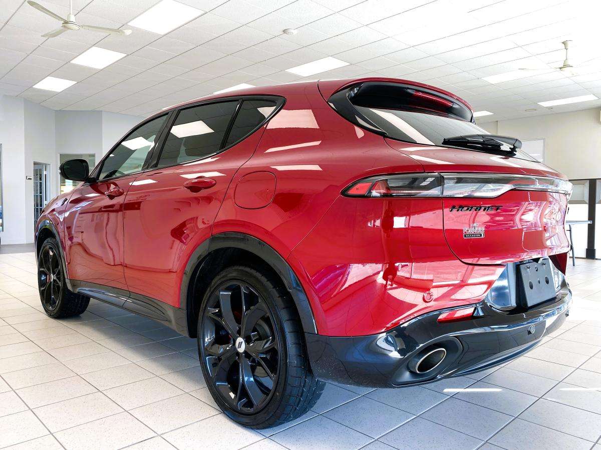 2024 Dodge Hornet R/T Plus PHEV TIe — photo 5