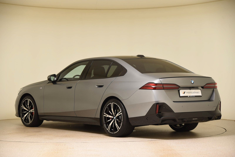 BMW 540 d xDrive M Sport Pro Pano HeadUp DriveAssPro — photo 2