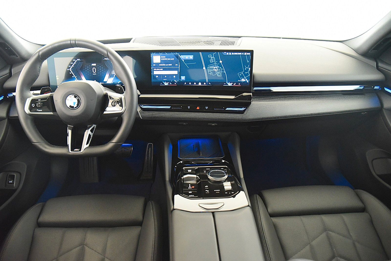 BMW 540 d xDrive M Sport Pro Pano HeadUp DriveAssPro — photo 8