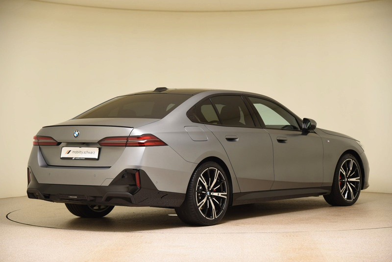 BMW 540 d xDrive M Sport Pro Pano HeadUp DriveAssPro — photo 3