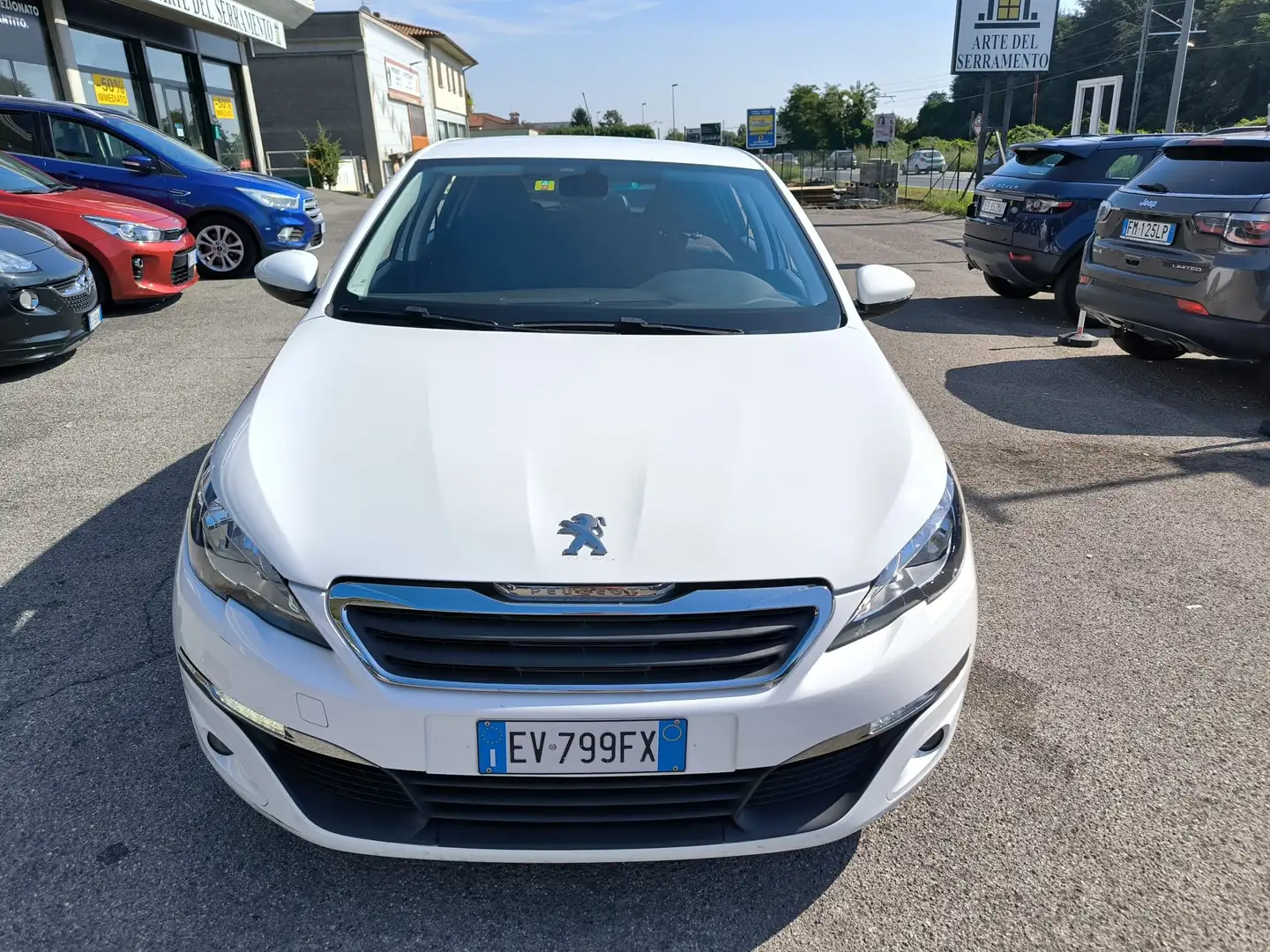 Peugeot 308 1.6 e-hdi 8v Business *GANCIO TRAINO* Bianco - 2