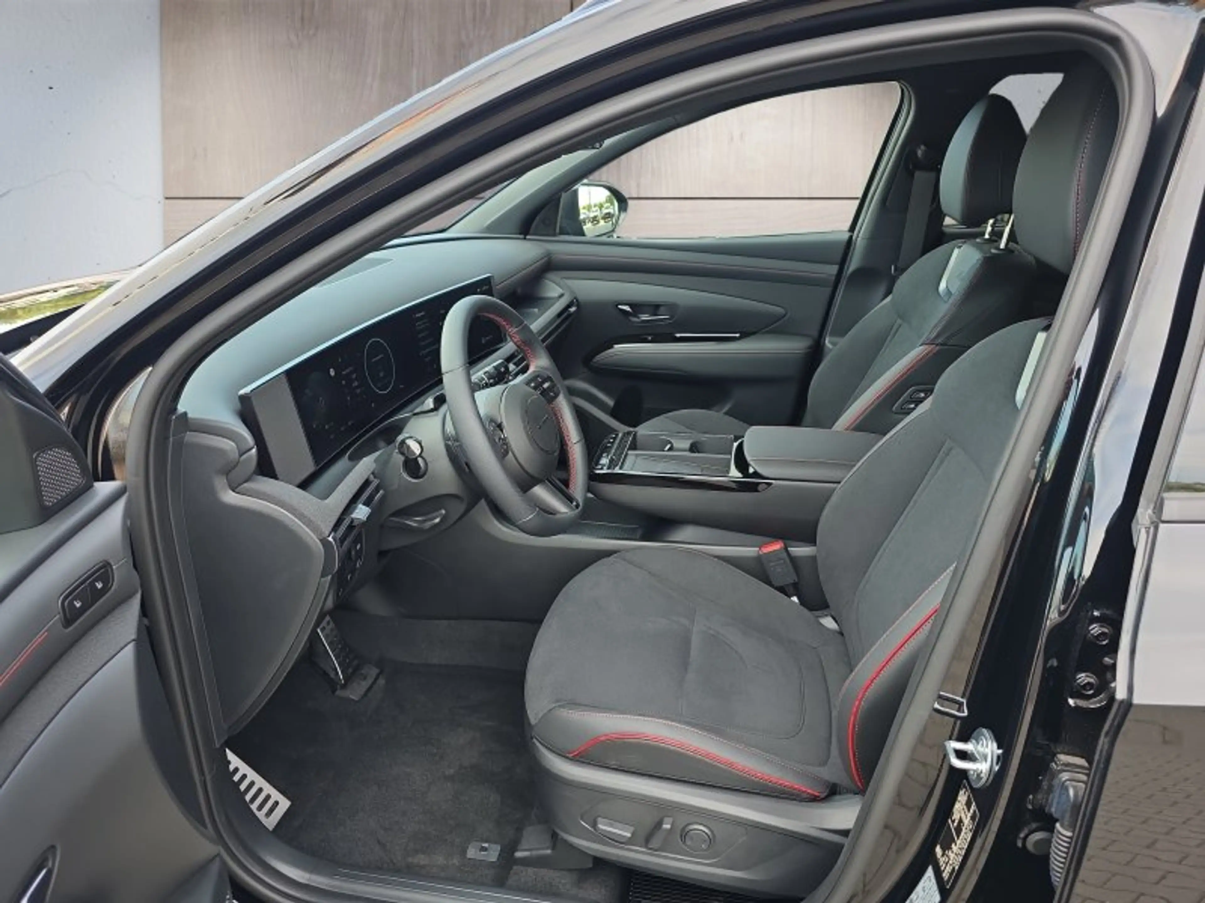 Hyundai TUCSON 1,6T HEV 4WD N Line X UPE=56000 Euro! — photo 9