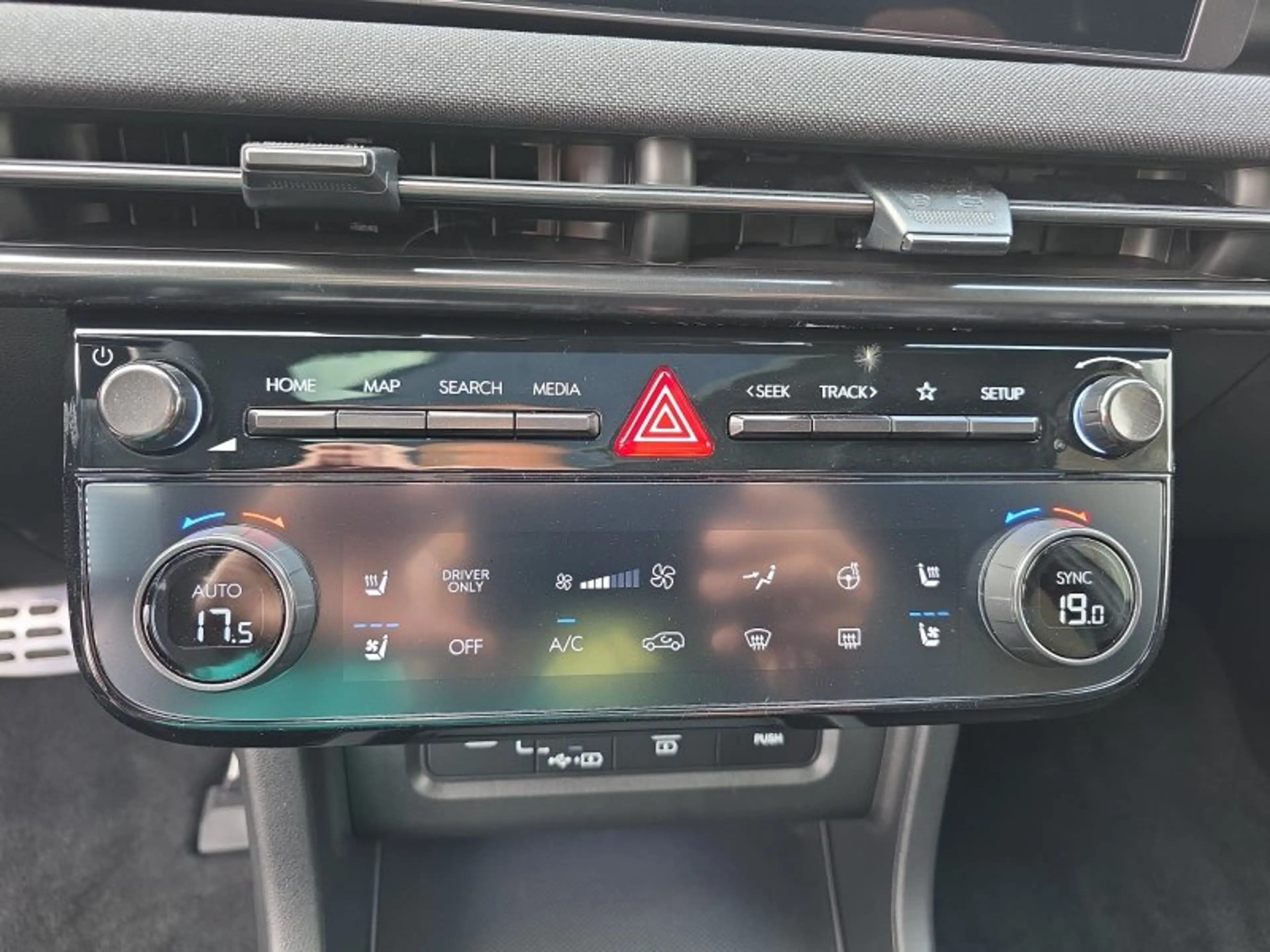 Hyundai TUCSON 1,6T HEV 4WD N Line X UPE=56000 Euro! — photo 27