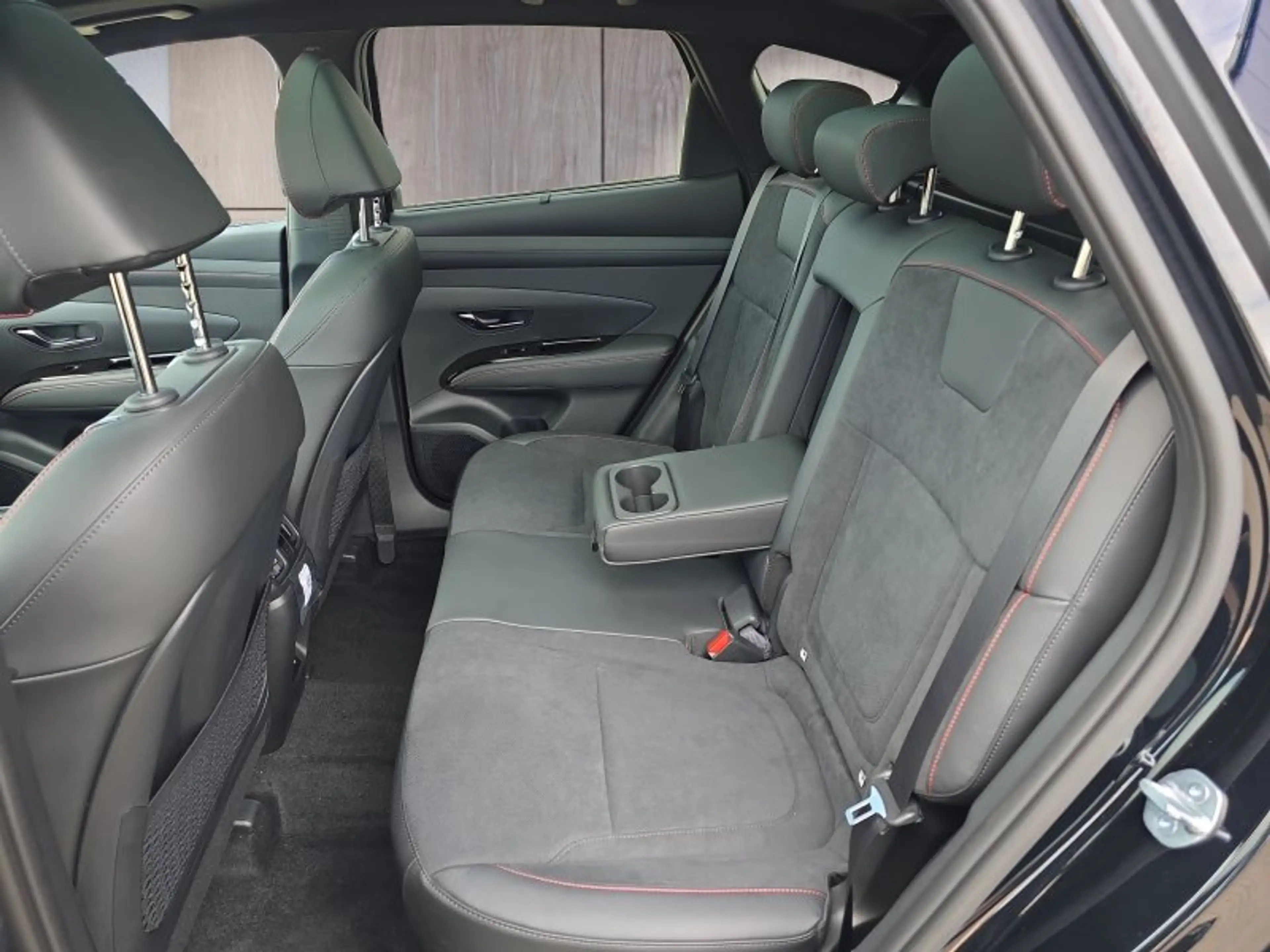 Hyundai TUCSON 1,6T HEV 4WD N Line X UPE=56000 Euro! — photo 14