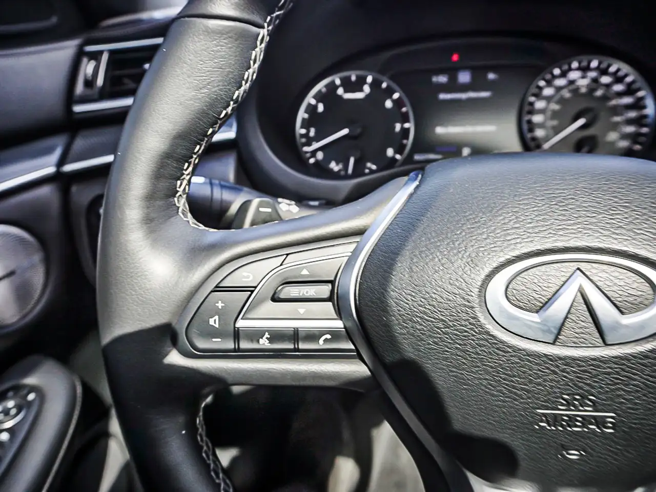 Infiniti QX50 снимка Infiniti QX50