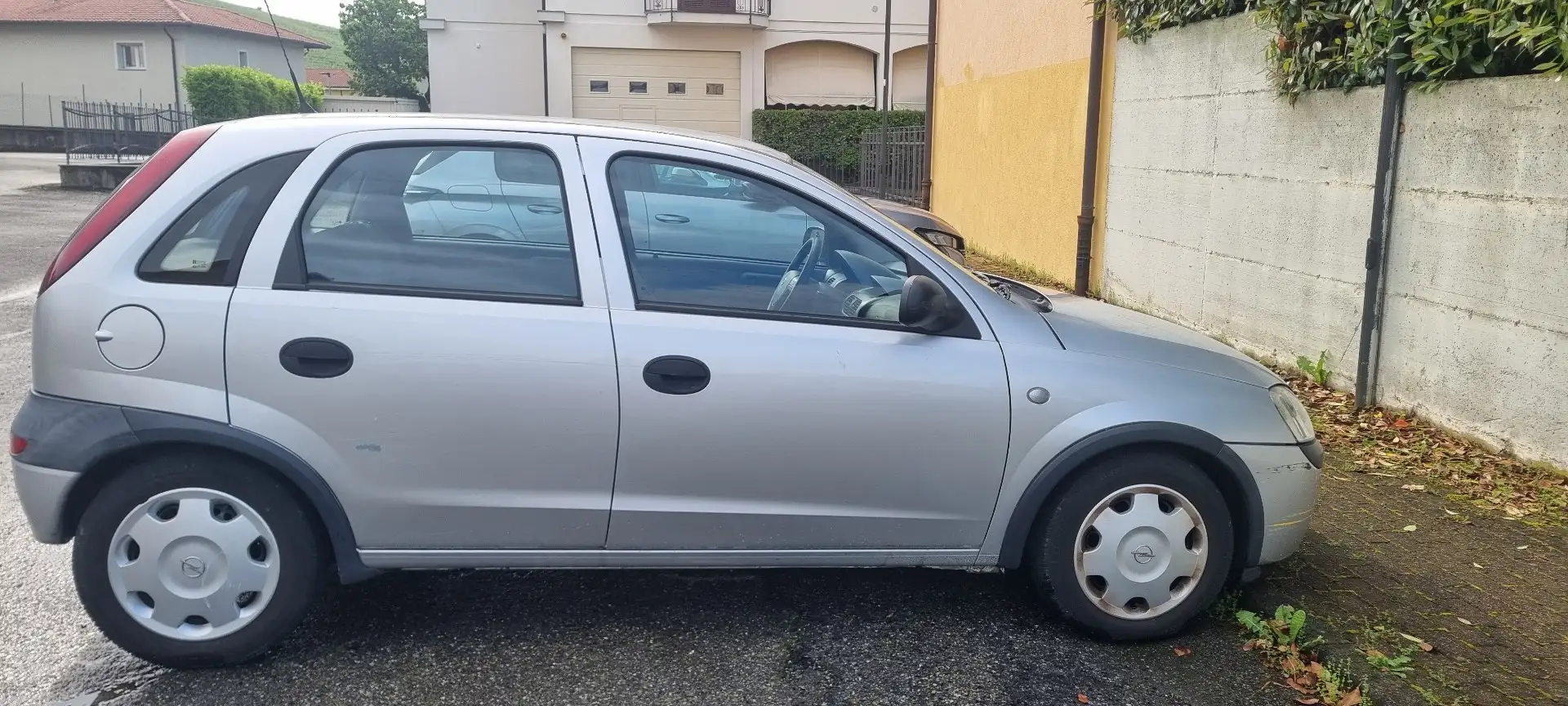 Opel Corsa 5p 1.2 Elegance easytronic - 1
