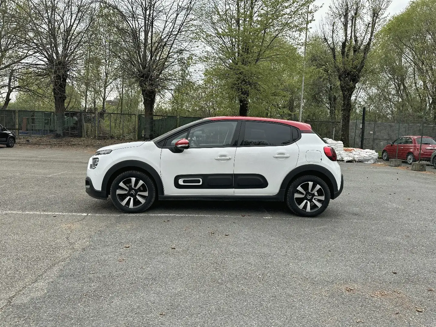 Citroen C3 PureTech 83 S&S Shine Blanc - 2