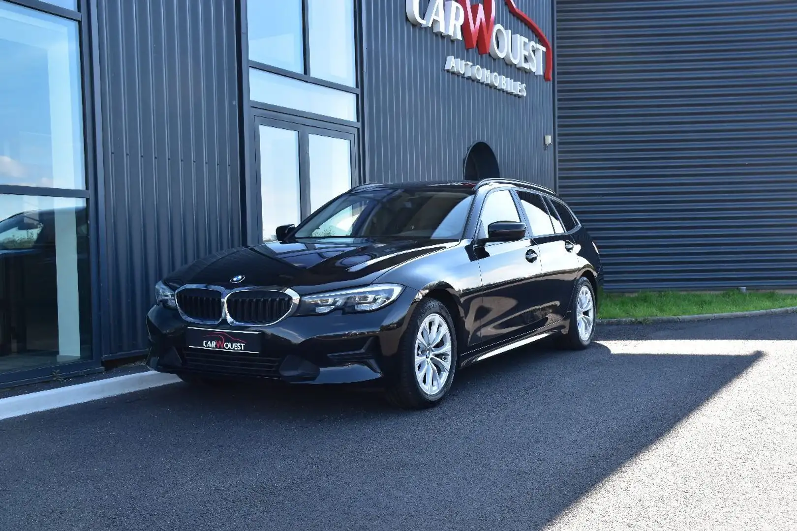BMW 318 Touring (G21) 318D 150 LOUNGE BVA8 Noir - 1