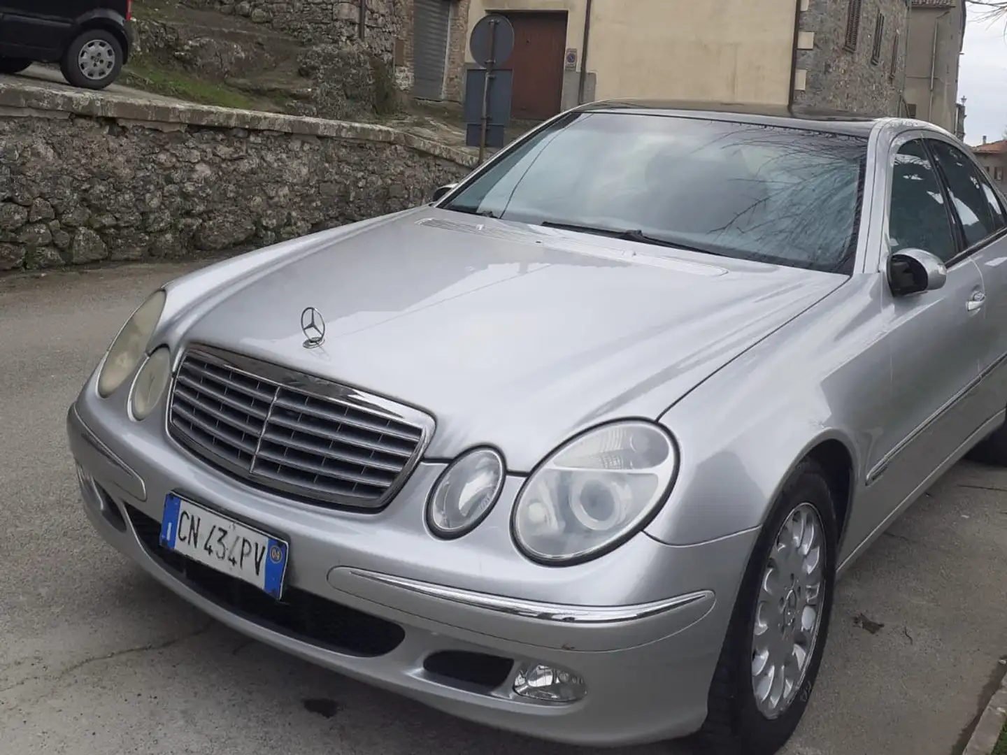 Mercedes-Benz E 270 CDI Elegance Silver - 1