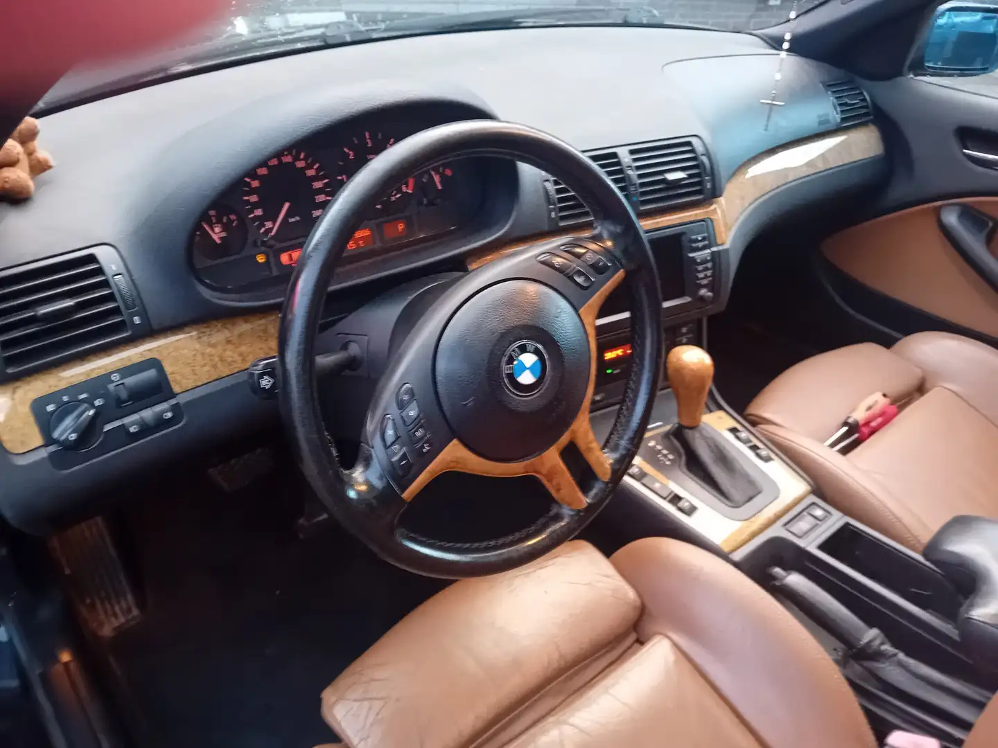 BMW 320 320d touring - 2