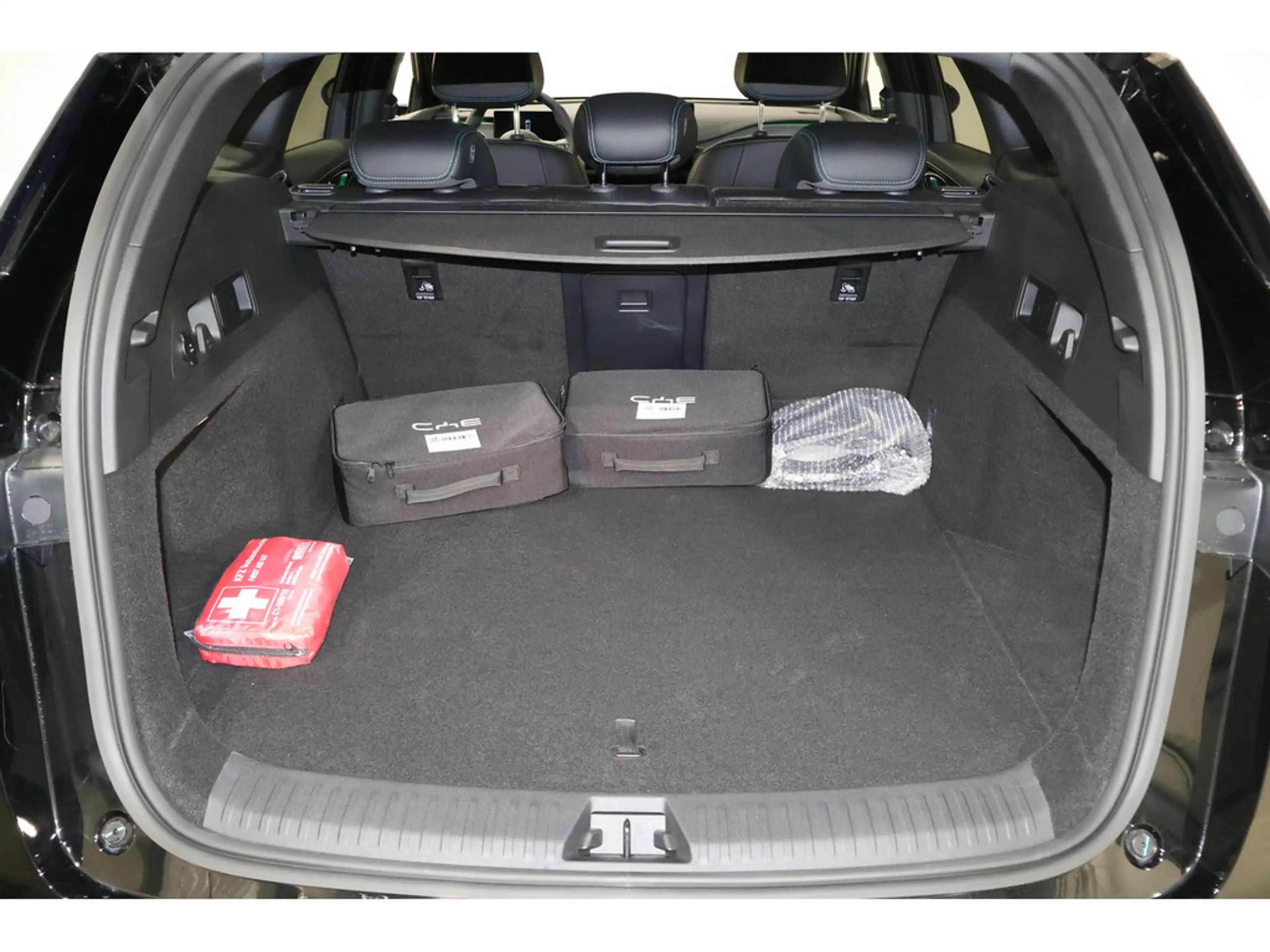 BYD Seal 6 DM-i Touring Comfort Navi/Sitzheizung/Rückfahrkamera — photo 7