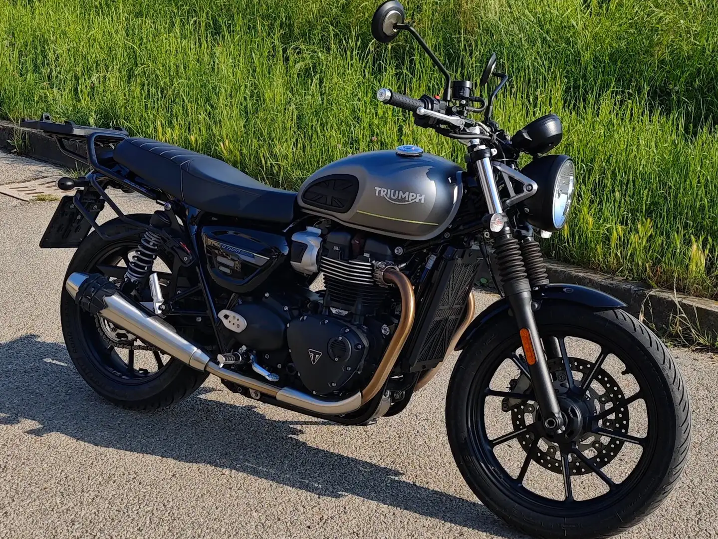 Triumph Speed Twin 900 Zilver - 2