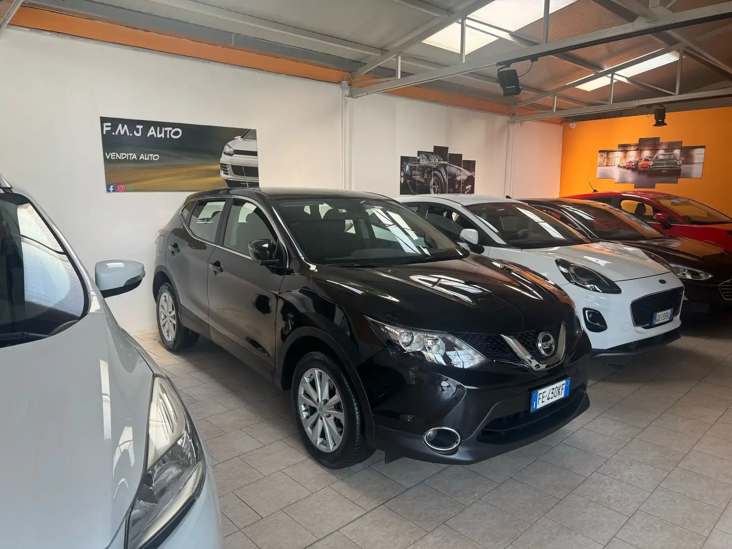 Nissan Qashqai Qashqai 1.5 dci Visia 110cv E6 Grau - 1