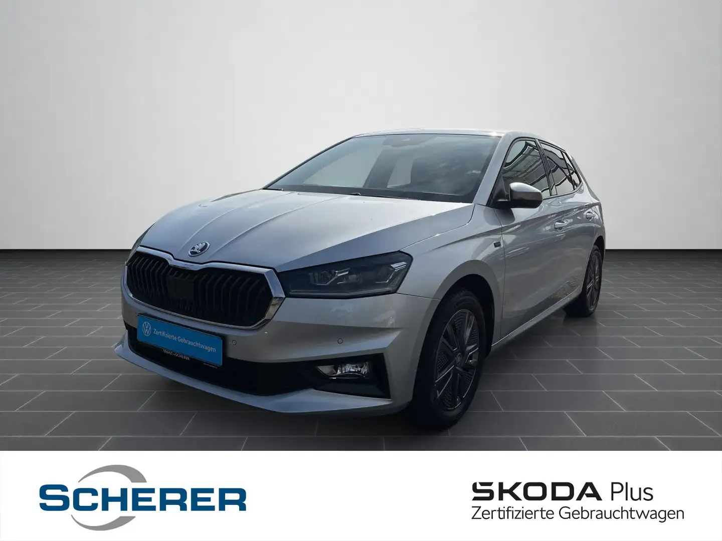 Skoda Fabia 1.0 TSI DSG Tour LED+Navi+GRA+PDC+Climatr+ Silber - 1