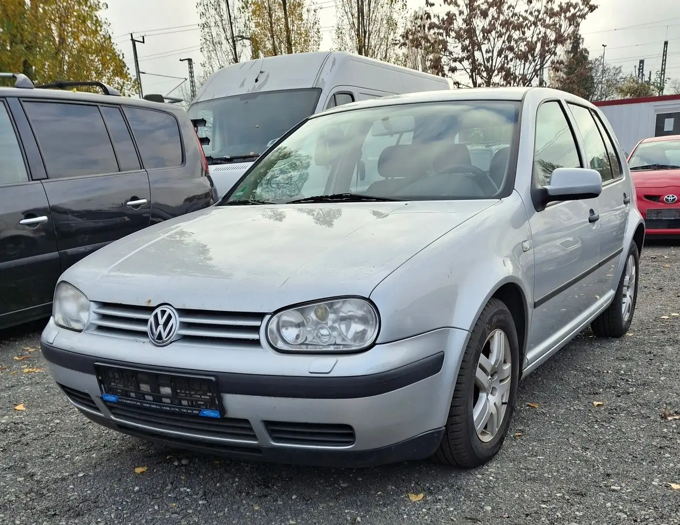 Volkswagen Golf Golf IV 1.6 Automatik Edition Silber - 2