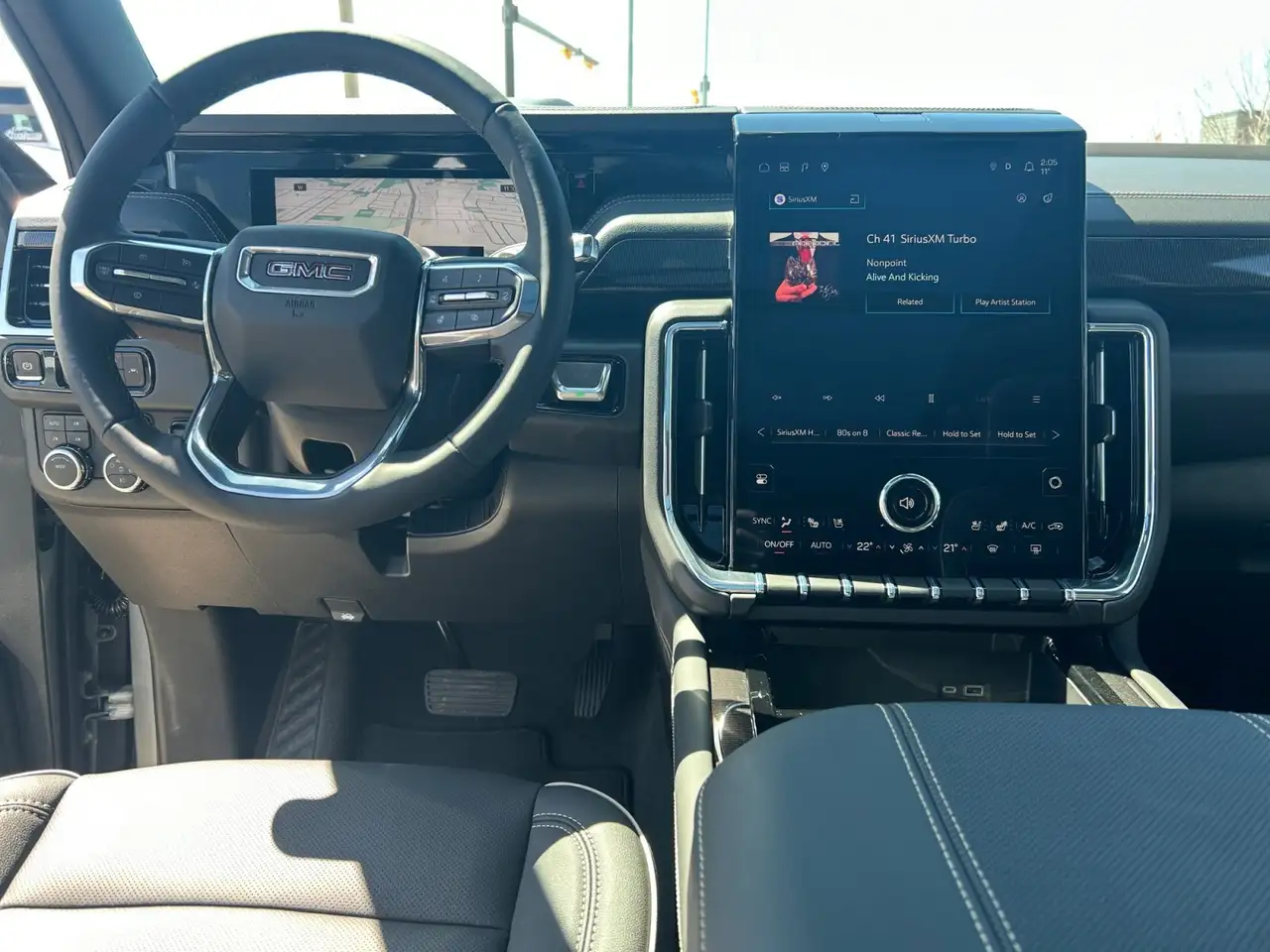 GMC Yukon снимка GMC Yukon