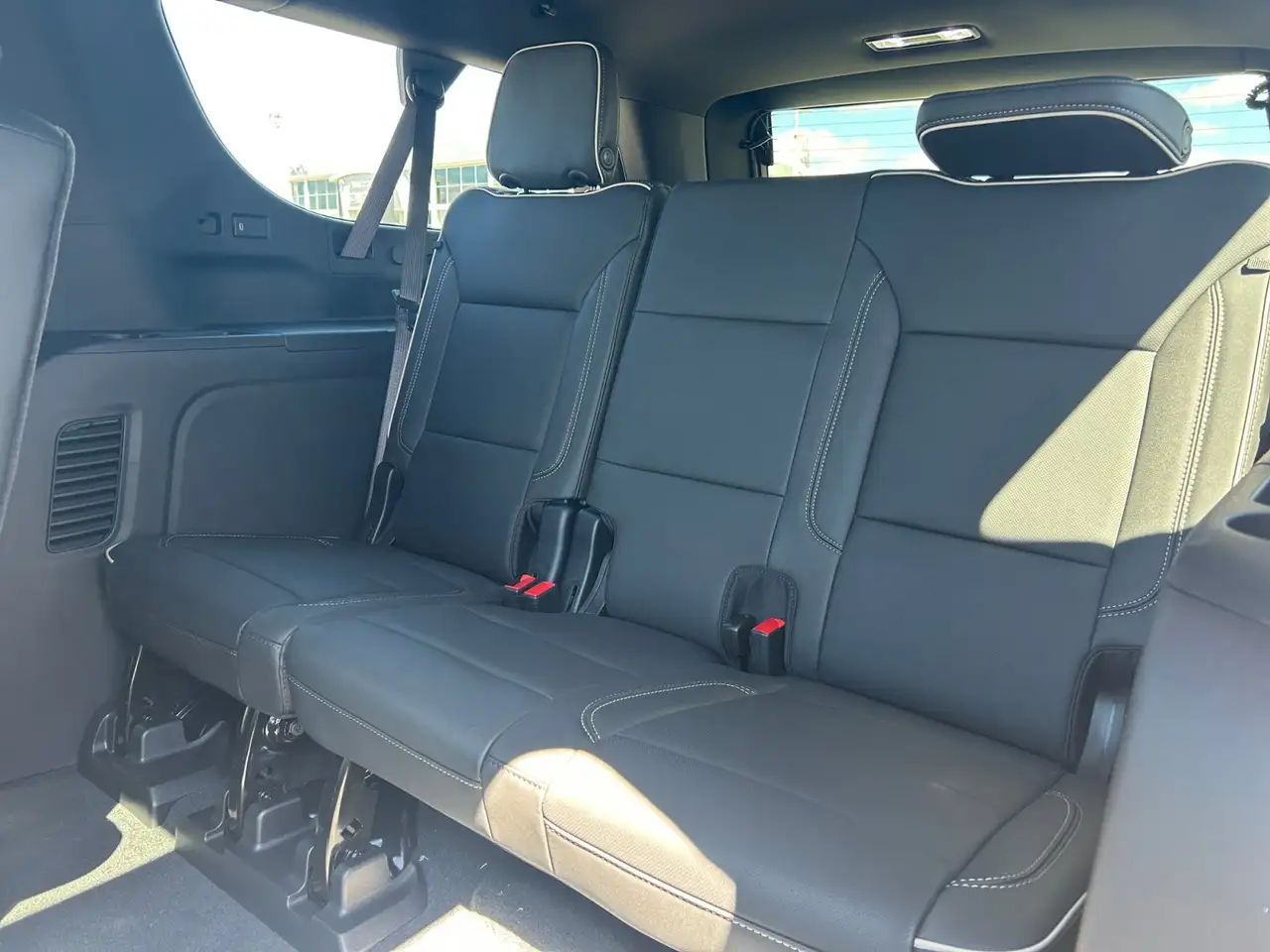 GMC Yukon снимка GMC Yukon