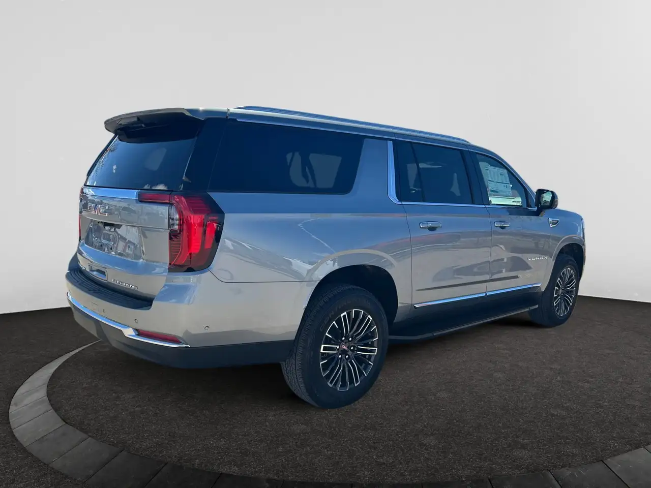 GMC Yukon снимка GMC Yukon