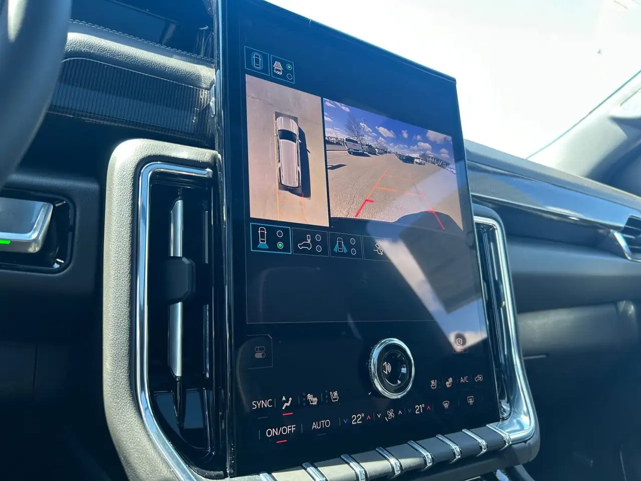 GMC Yukon снимка GMC Yukon
