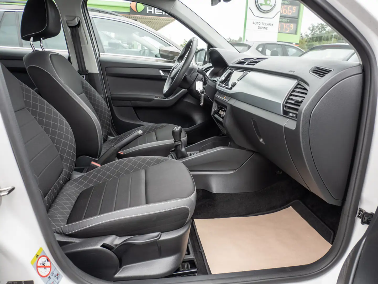 Skoda Fabia Combi 1.0 MPI Ambition KLIMA PDC FACEL. Weiß - 2