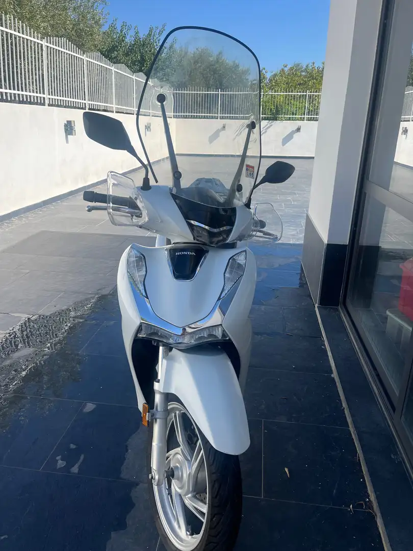 Honda SH 125 Blanco - 1