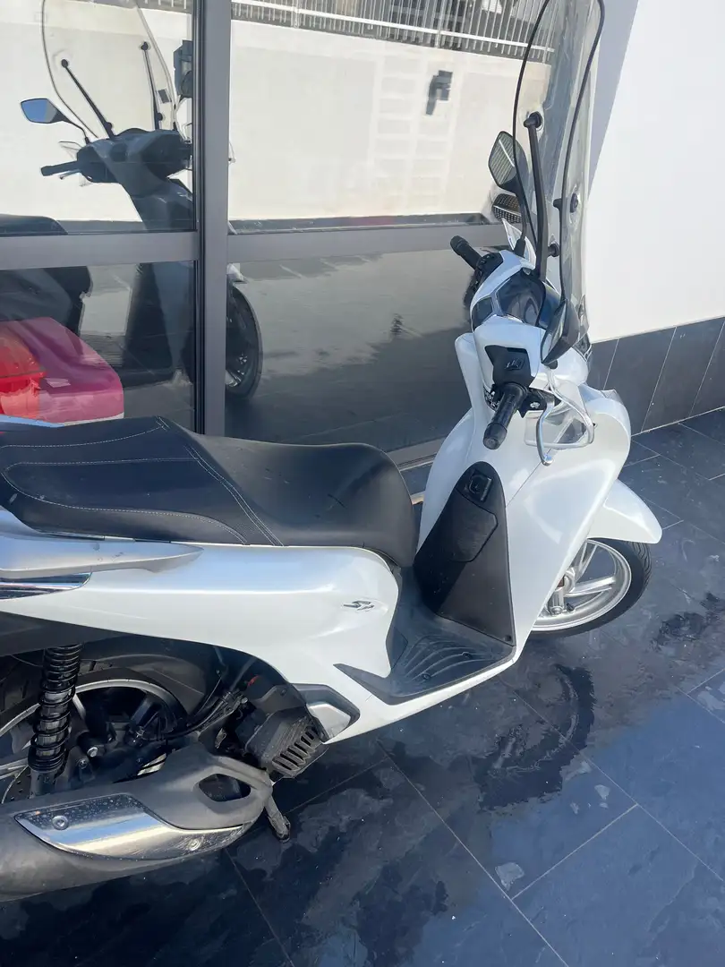 Honda SH 125 Blanco - 2