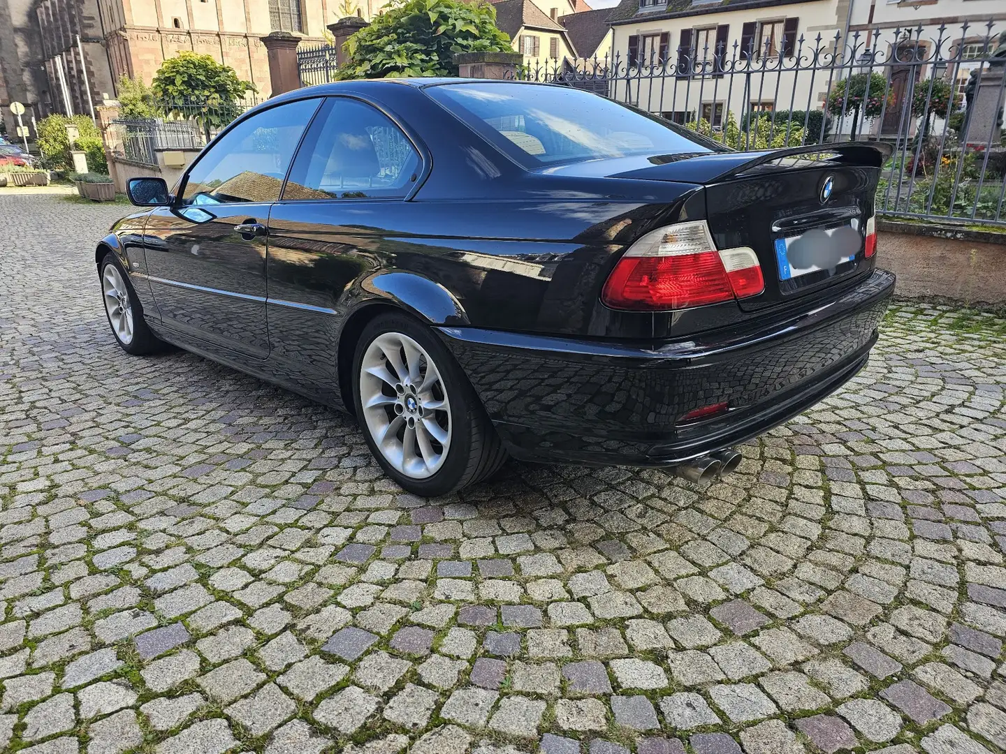 BMW 325 325i A - 2
