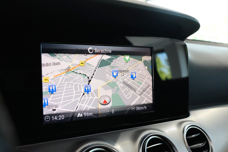 Mercedes-Benz E 200 Limousine AMG-Line*NAVI*KAM*LED — photo 15