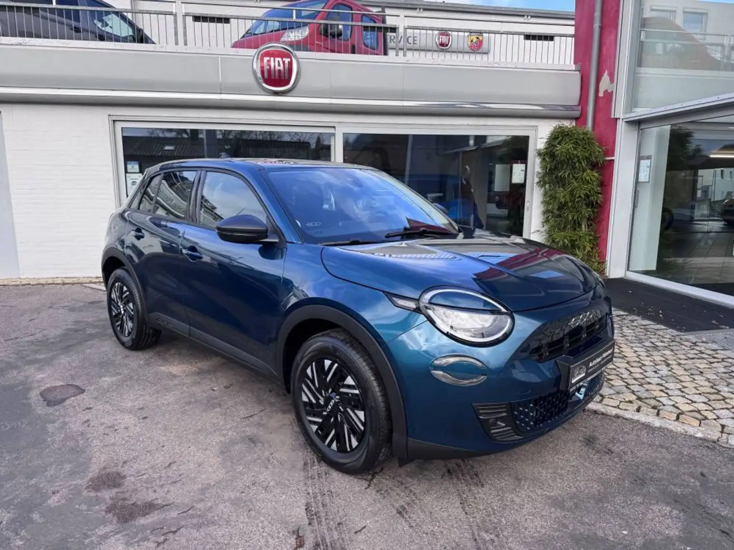 Fiat 600 Hybrid 125-Jahre-Edition 100 kW (136 PS) Grün - 2
